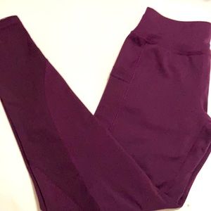 Purple leggings with mesh pocket